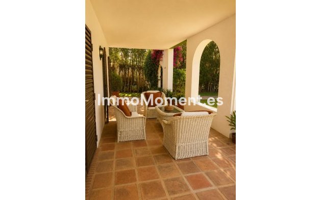 Reventa - Villa independiente - Marbella - Artola