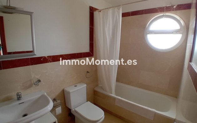 Resale - Detached villa - Manilva