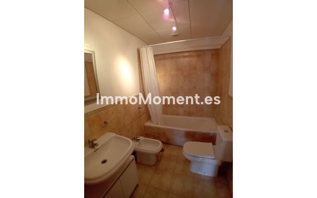 Resale - Detached villa - Manilva