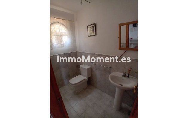 Resale - Detached villa - Manilva