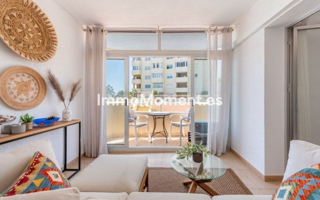 Resale - Apartment - Estepona - Estepona Centro
