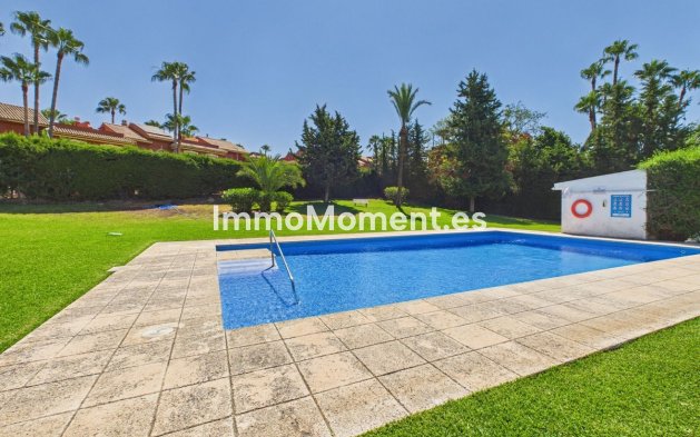 Wiederverkauf - Wohnung - Estepona  - Estepona Centro
