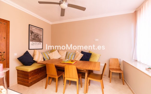 Resale - Apartment - Marbella - Elviria