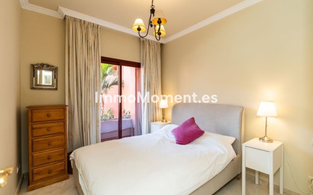 Resale - Apartment - Marbella - Elviria