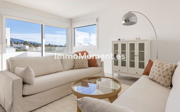 Resale - Apartment - Estepona - Bel Air
