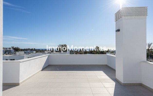 Resale - Apartment - Estepona - Bel Air