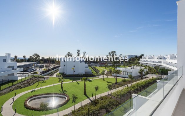 Resale - Apartment - Estepona - Bel Air