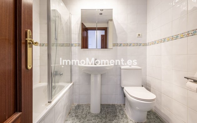 Revente - Appartement - Estepona  - Selwo