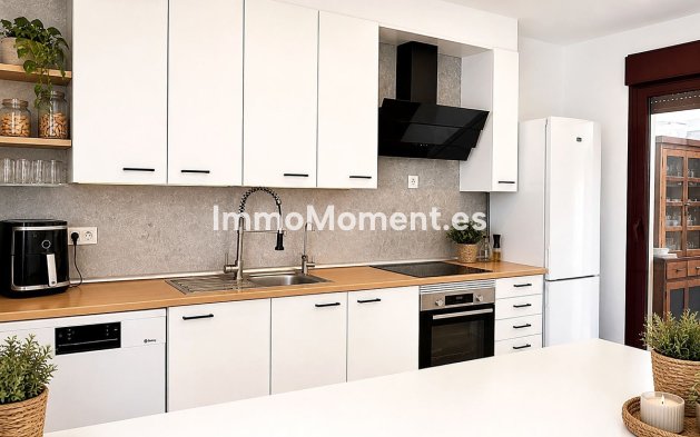Revente - Villa individuelle - Estepona  - Selwo
