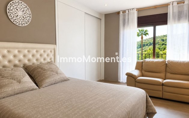 Revente - Villa individuelle - Estepona  - Selwo