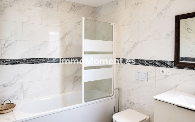 Revente - Villa individuelle - Estepona  - Selwo
