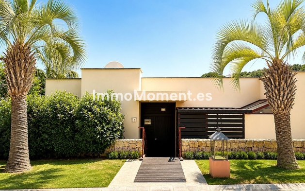 Revente - Villa individuelle - Estepona  - Selwo