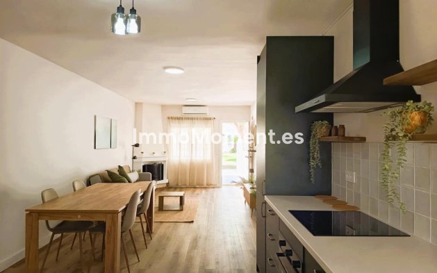 Resale - Detached villa - Orihuela - La Regia