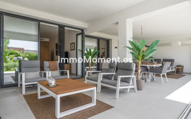 Resale - Apartment - Estepona - Estepona Centro