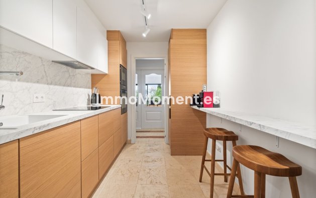 Reventa - Apartamento - Benahavís - Benahavís Centro