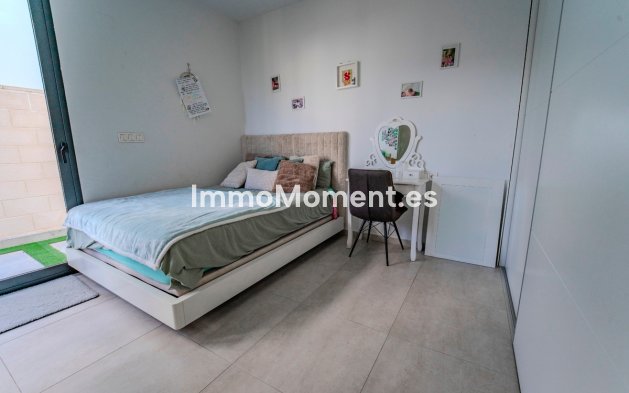 Bestaande woning - Vrijstaande villa - Benijofar
