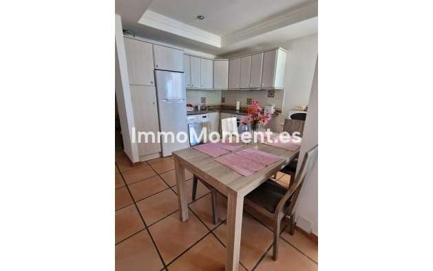 Wiederverkauf - Wohnung - Estepona  - Estepona Centro