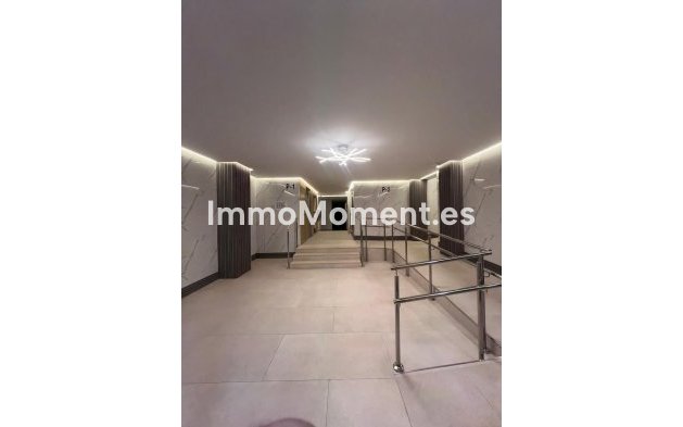 Resale - Apartment - Fuengirola - Fuengirola Centro