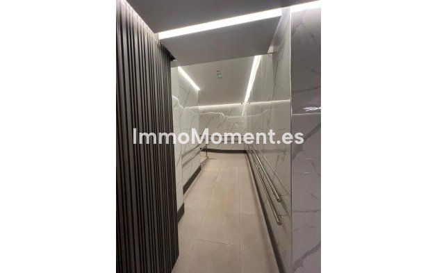 Resale - Apartment - Fuengirola - Fuengirola Centro