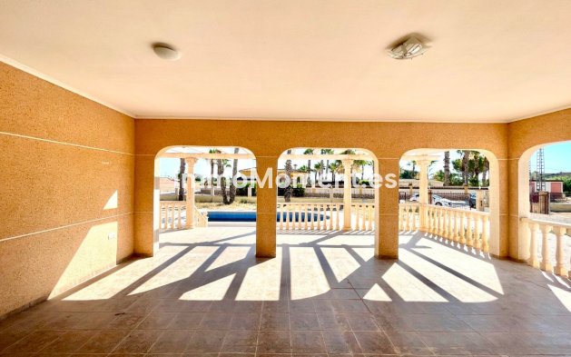 Resale - Detached villa - Catral - Catral Centro