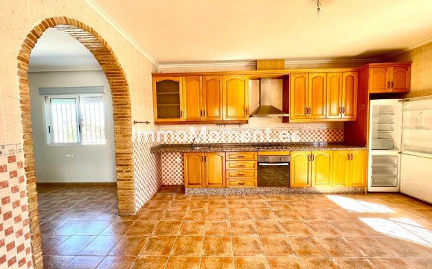 Resale - Detached villa - Catral - Catral Centro
