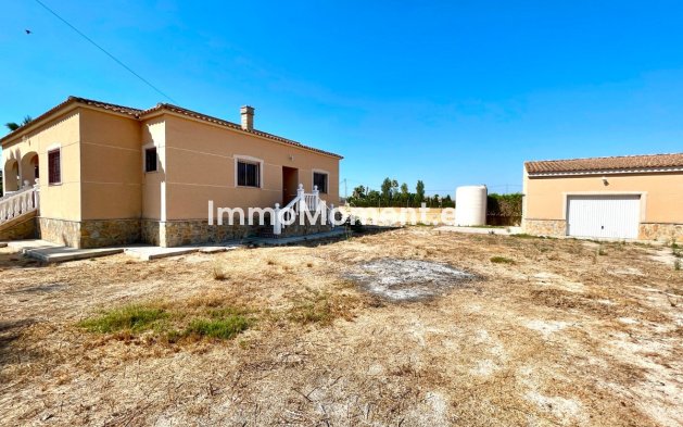 Resale - Detached villa - Catral - Catral Centro