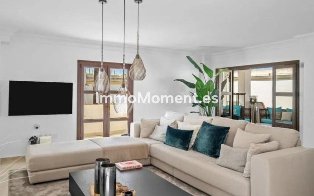 Bestaande woning - Vrijstaande villa - Estepona  - Selwo