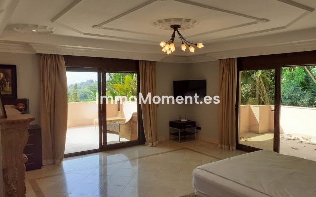 Bestaande woning - Vrijstaande villa - Estepona  - Estepona Centro