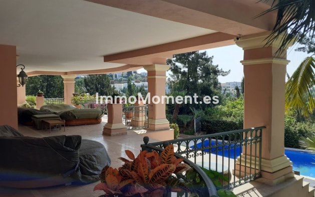 Bestaande woning - Vrijstaande villa - Estepona  - Estepona Centro
