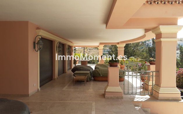 Bestaande woning - Vrijstaande villa - Estepona  - Estepona Centro