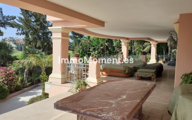 Bestaande woning - Vrijstaande villa - Estepona  - Estepona Centro