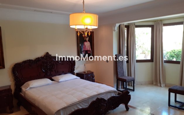 Bestaande woning - Vrijstaande villa - Estepona  - Estepona Centro