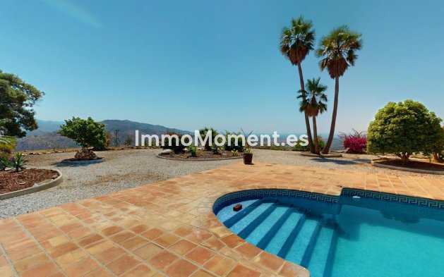 Reventa - Villa independiente - Málaga Este - El Trapiche