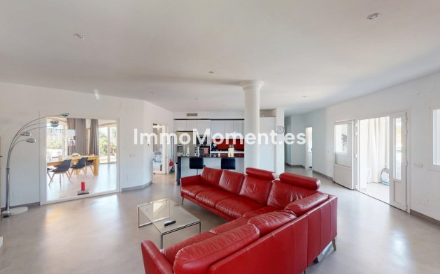 Reventa - Villa independiente - Málaga Este - El Trapiche
