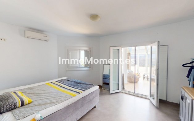 Reventa - Villa independiente - Málaga Este - El Trapiche