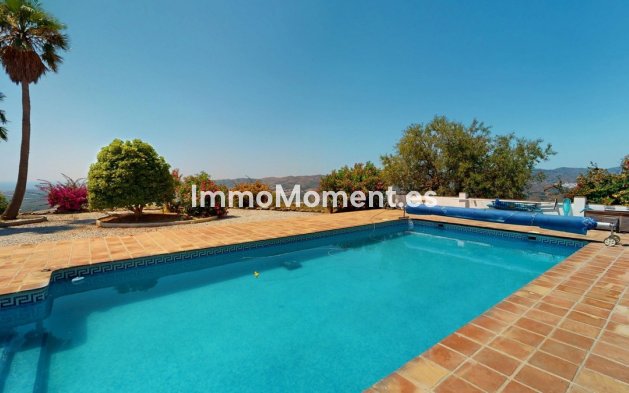 Reventa - Villa independiente - Málaga Este - El Trapiche