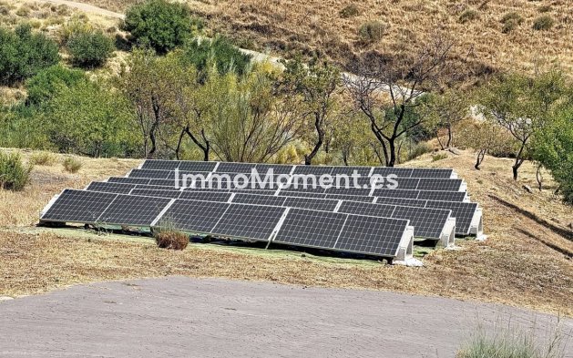 Reventa - Villa independiente - Málaga Este - El Trapiche