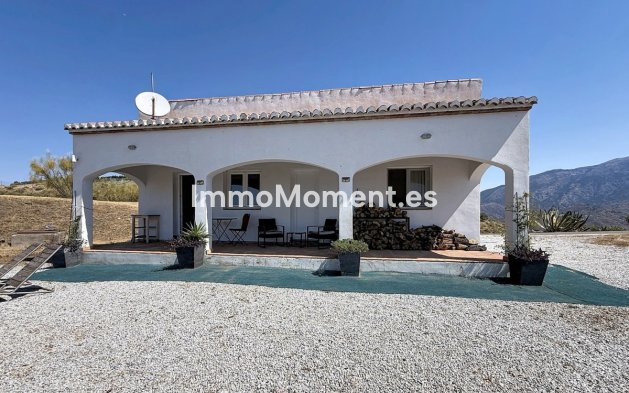 Reventa - Villa independiente - Málaga Este - El Trapiche