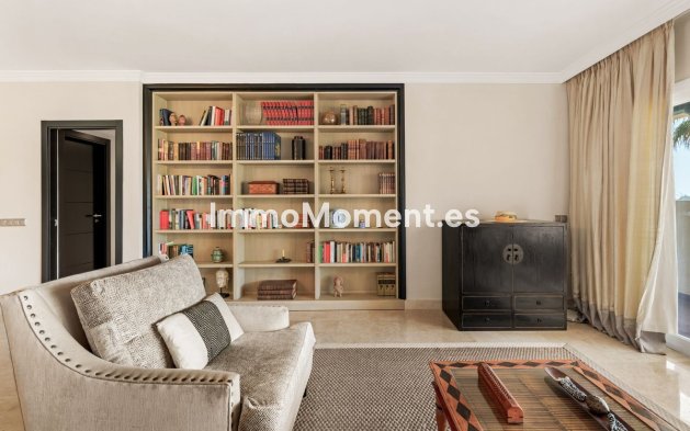 Reventa - Apartamento - Estepona  - Atalaya