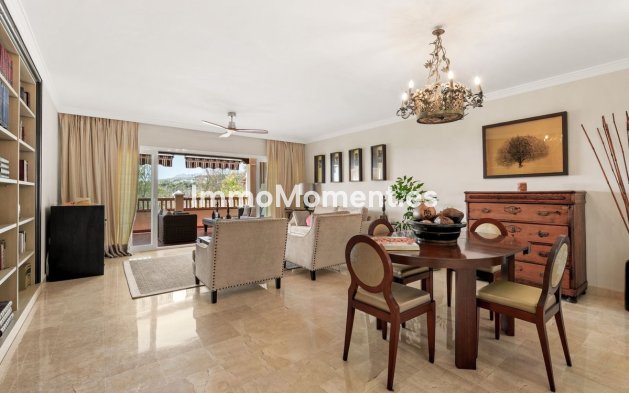 Reventa - Apartamento - Estepona  - Atalaya