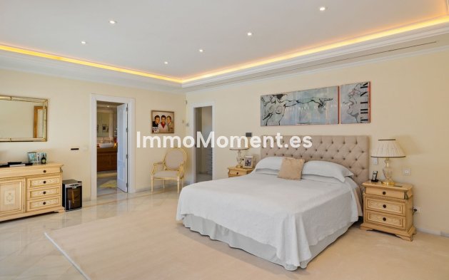 Resale - Detached villa - Marbella - Nueva Andalucía