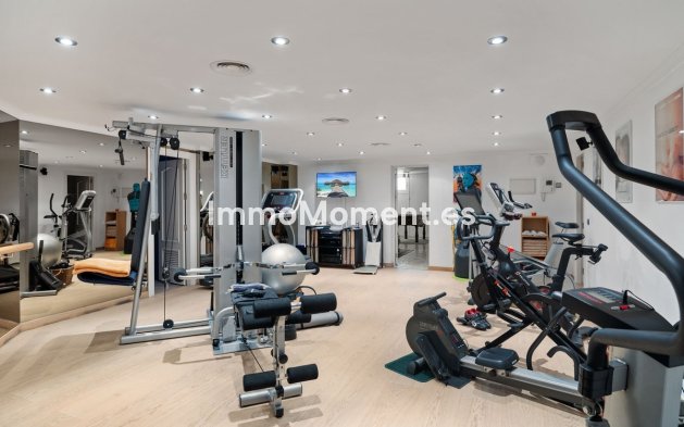 Resale - Detached villa - Marbella - Nueva Andalucía