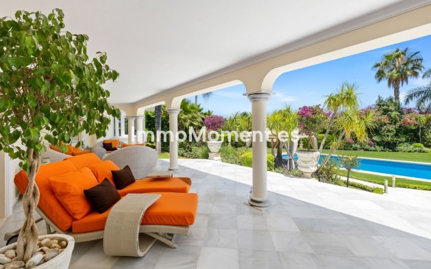 Resale - Detached villa - Marbella - Nueva Andalucía