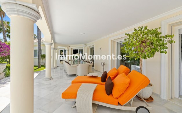 Resale - Detached villa - Marbella - Nueva Andalucía