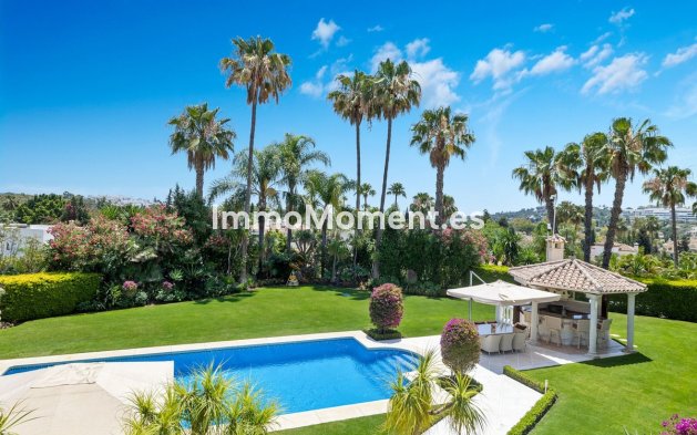 Resale - Detached villa - Marbella - Nueva Andalucía