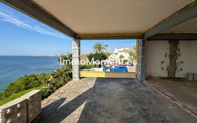 Resale - Detached villa - Orihuela - Cabo roig - La Zenia