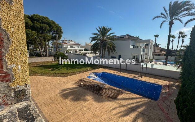 Resale - Detached villa - Orihuela - Cabo roig - La Zenia
