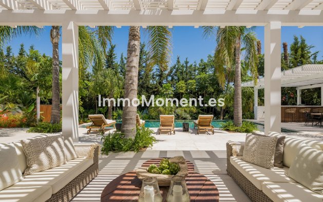 Resale - Detached villa - Marbella - Nueva Andalucía