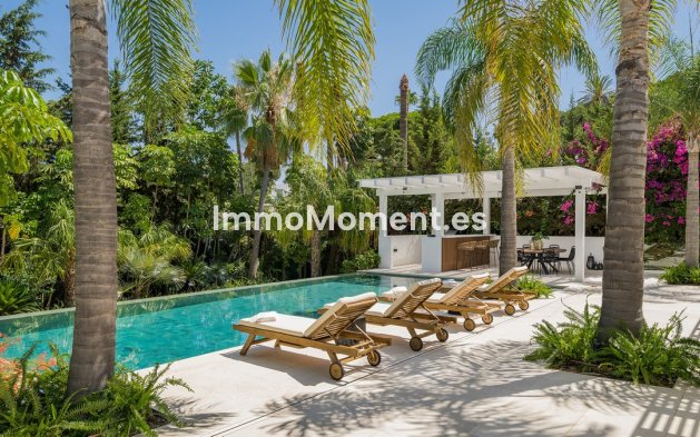 Resale - Detached villa - Marbella - Nueva Andalucía