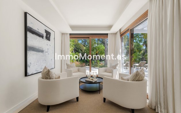 Resale - Detached villa - Marbella - Nueva Andalucía